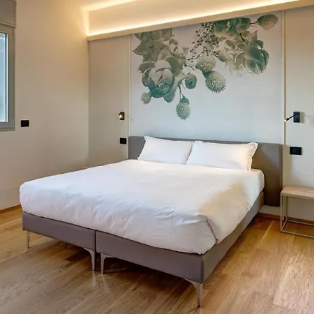 Park & By The Cube Hotel apartamentowy 3*