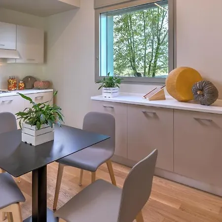 Hotel apartamentowy Park & By The Cube Fidenza