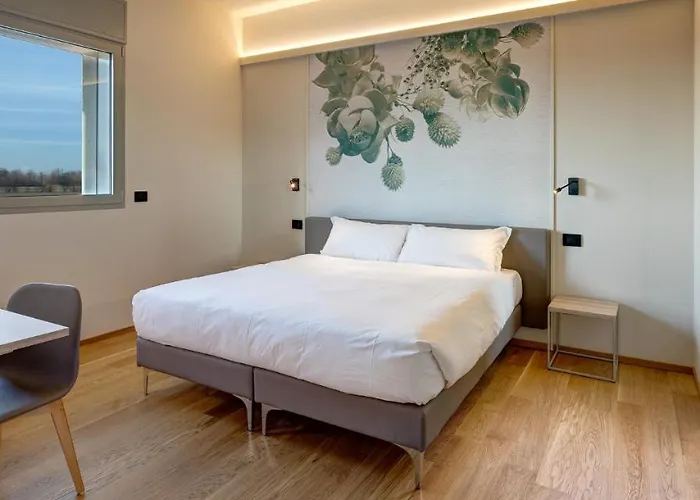 Park & By The Cube Appart hôtel 3*